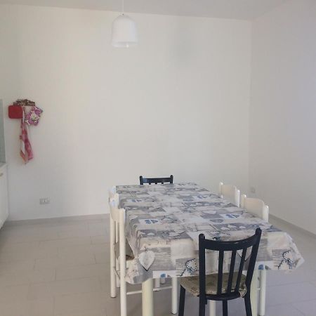 A Casa Di Nonna Luciana - Trilocale Con Giardino Apartman Ceriale Kültér fotó